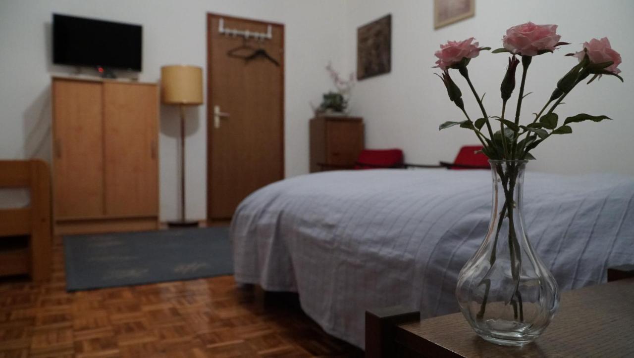 Apartments Nera Zagreb Luaran gambar