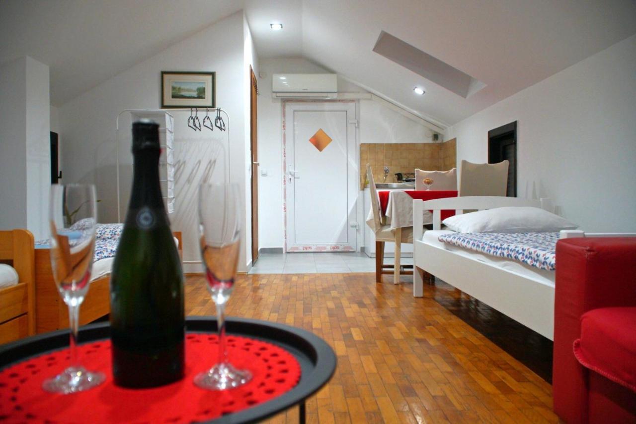 Apartments Nera Zagreb Luaran gambar